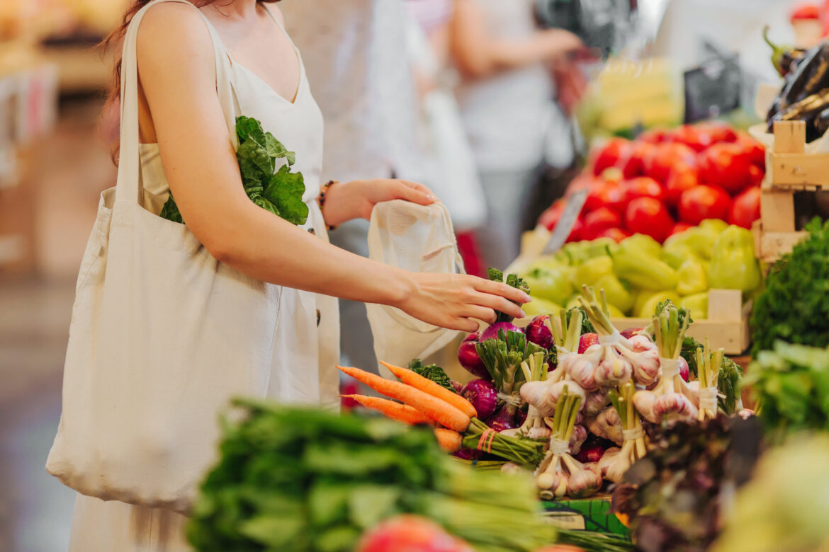 Eating fruits vegetables and whole grains may increase chance of.jpeg